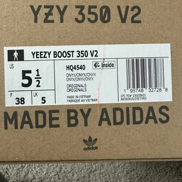 Yeezy Shoes - Picture 2 of 2